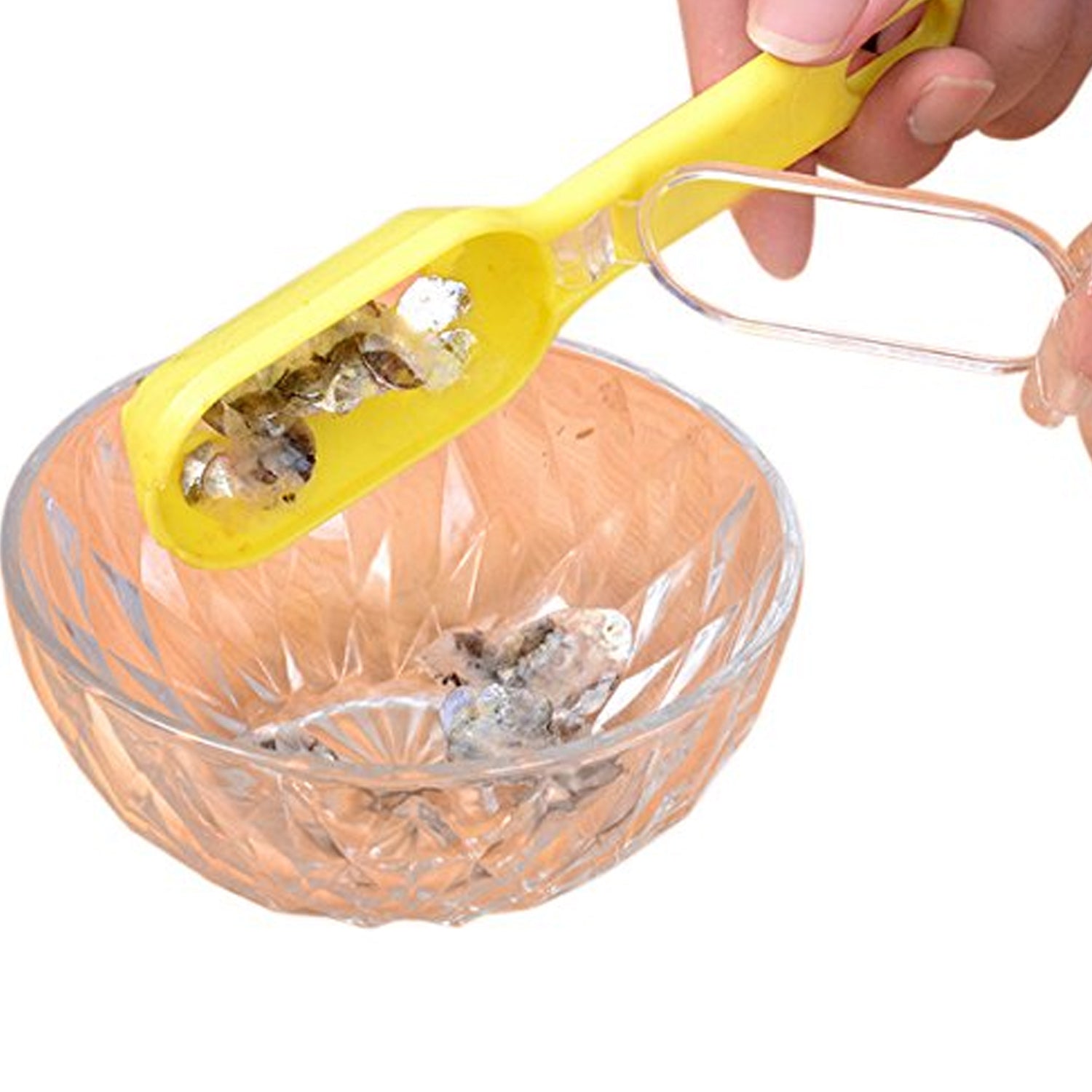 0112 Plastic Fish Scales Graters Scraper, Fish Skin Brush Fish Cleaning Tool Scraping Scales Device with Cover Home Kitchen Cooking Tools 1 Pieces 0112 Plastic Fish Scales Graters Scraper, Fish Skin Brush Fish Cleaning Tool Scraping Scales Device with Cover Home Kitchen Cooking Tools 1 Pieces